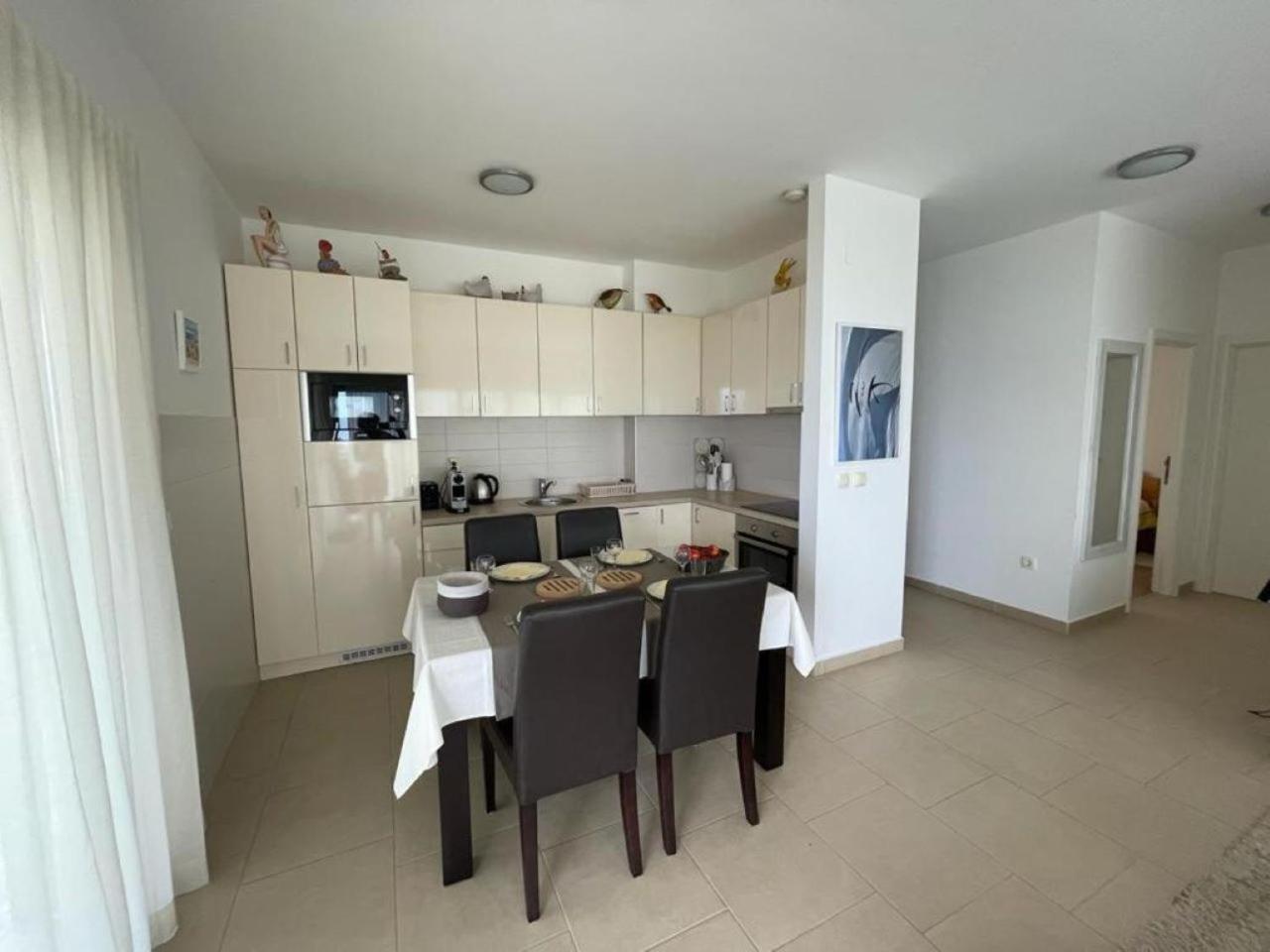 Acacia Hill Apartment C01 Without Pool Ðenovići Eksteriør bilde
